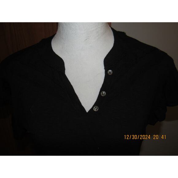 Maurices Flirty Ruffled Tee – Women’s Small - Picture 2 of 7